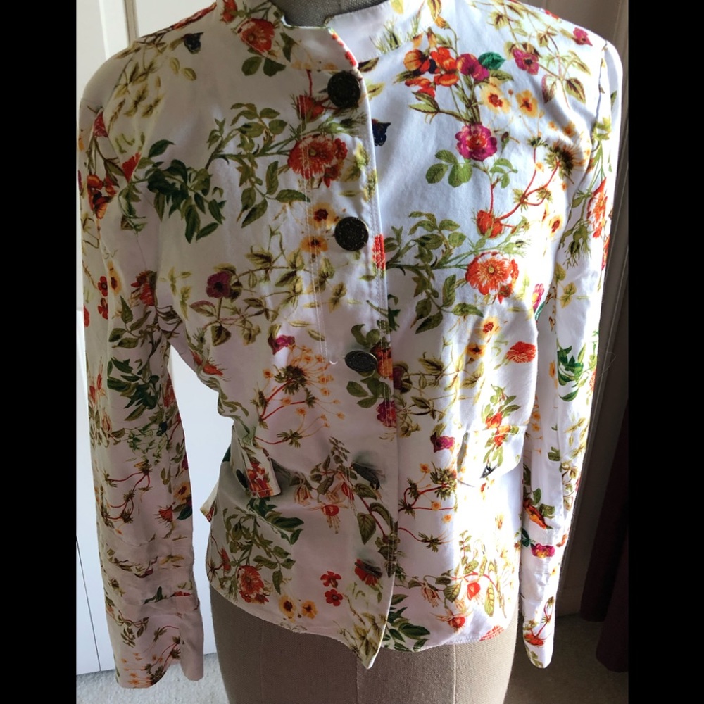 exclusive jacket🥰
